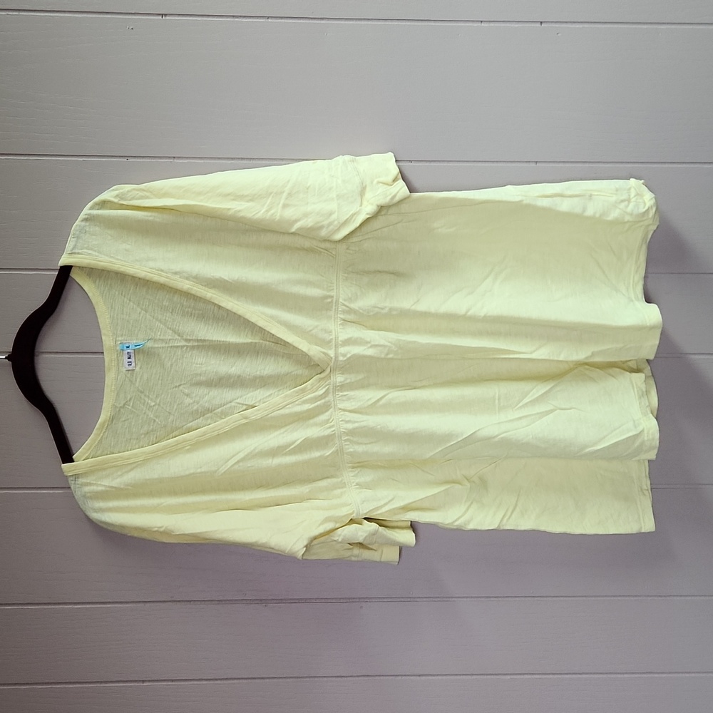Old Navy V Neck